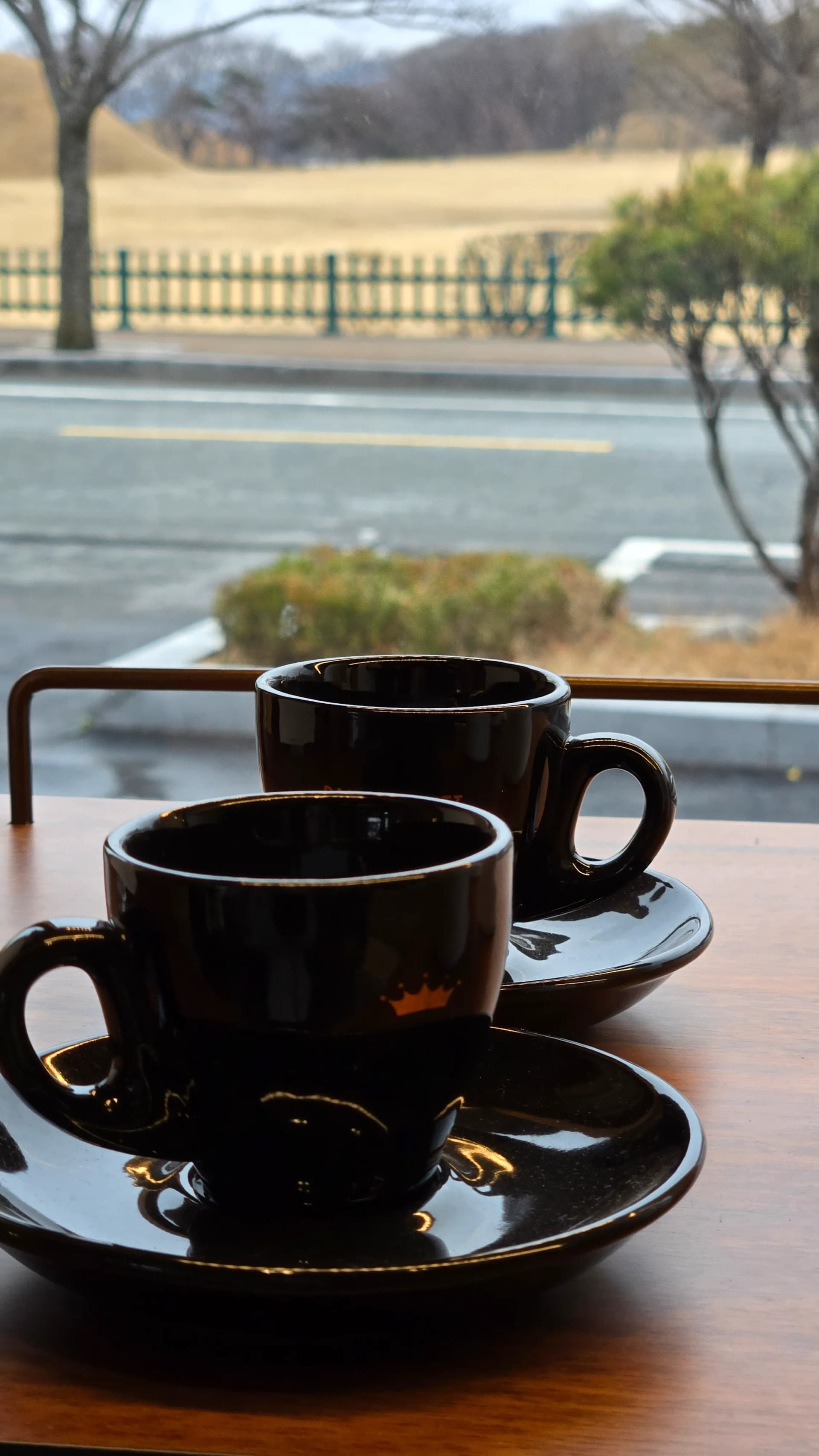 Merchandise Paul Bassett Gyeongju — tách espresso đen | 하이제이에스비