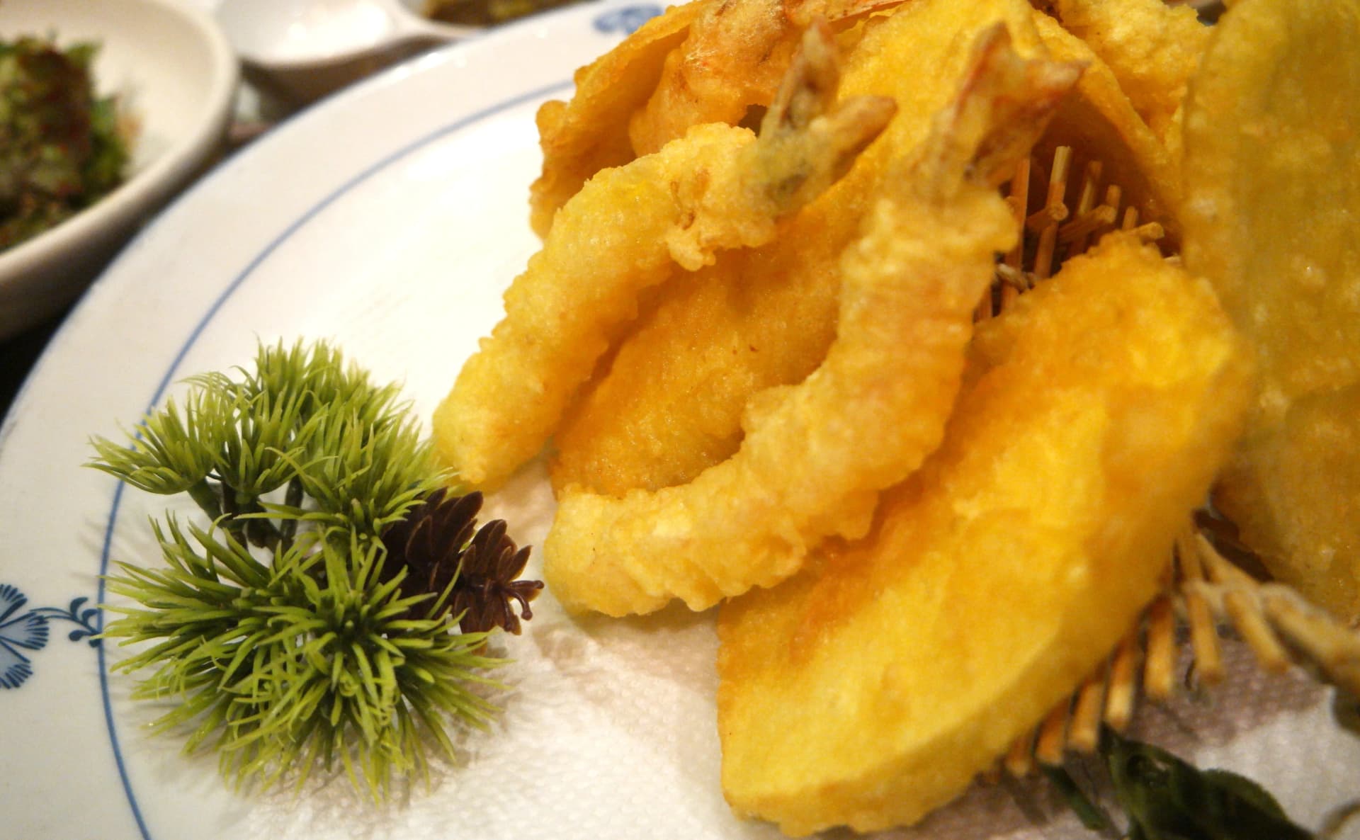 Karibu ya kiroboto cha kamba cha hoejip, kamba mzima mzima ndani ya unga wa dhahabu | 하이제이에스비