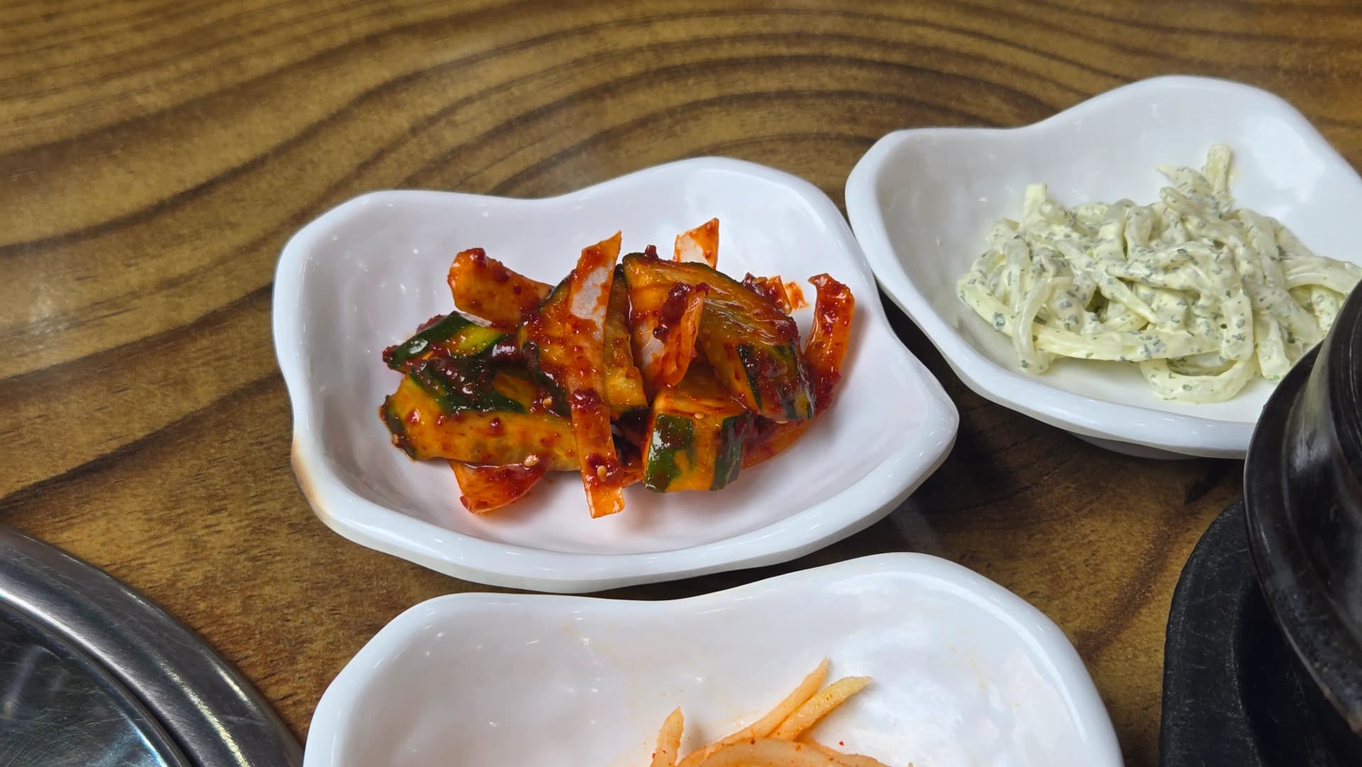 오이김치, 오이를 쪼개서 양념소를 넣은 한국식 오이 김치 | 하이제이에스비