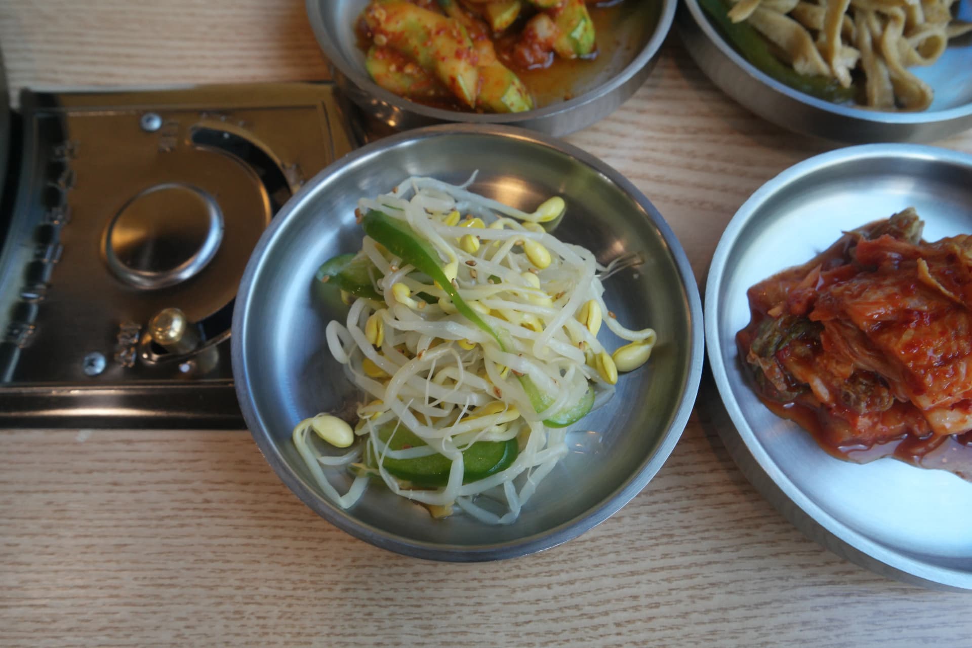 Kongnamul muchim iliyoandaliwa vizuri — chipukizi za soya zenye kuchangamsha | 하이제이에스비