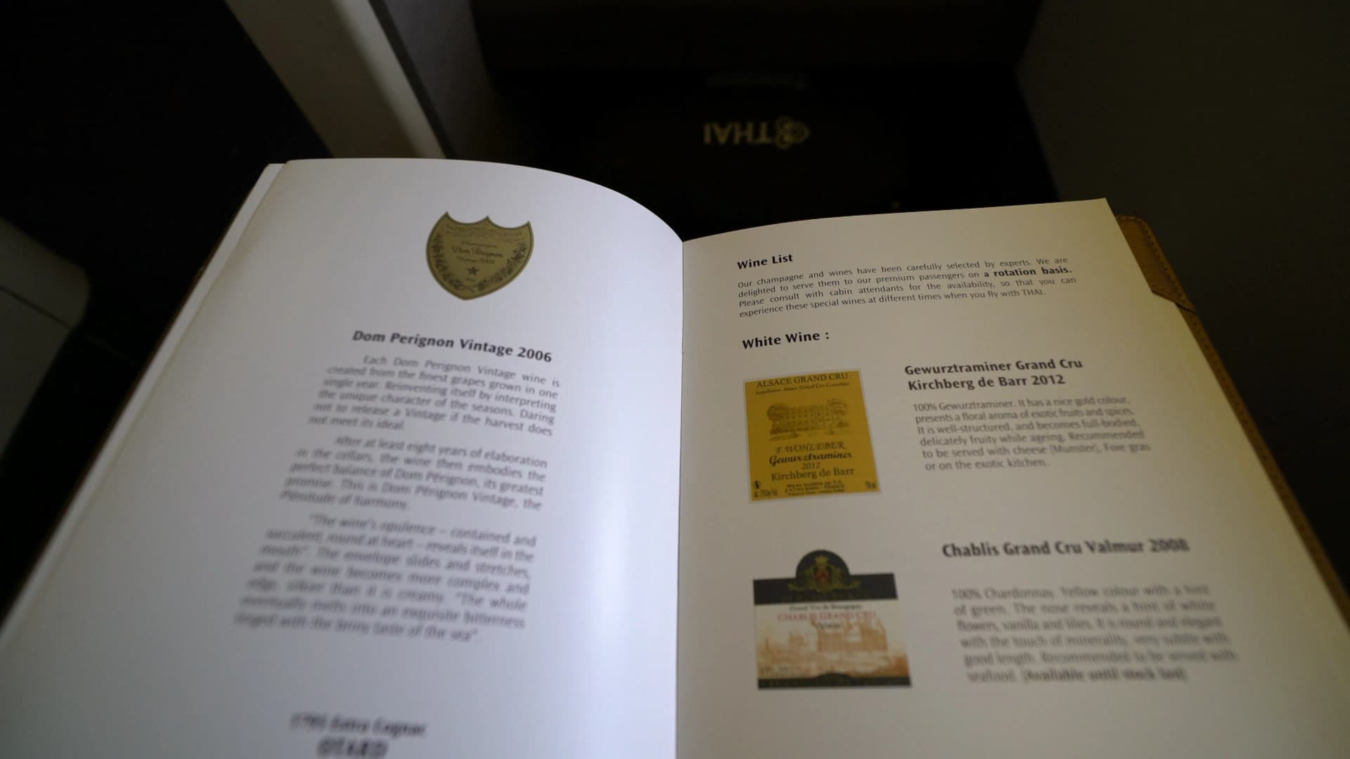 타이항공 퍼스트클래스 메뉴북 와인 리스트 페이지, 돔 페리뇽 빈티지 2006 포함