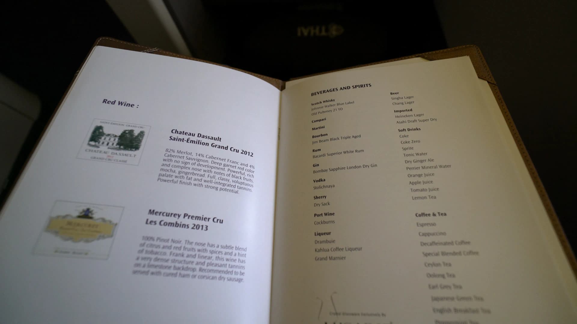 타이항공 퍼스트클래스 메뉴북 음료 리스트, 위스키 진 맥주 페이지