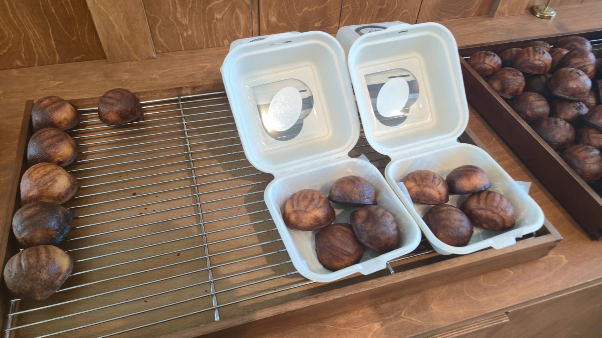 Separate display section with individual and boxed butter mochi at Toseong Village cafe